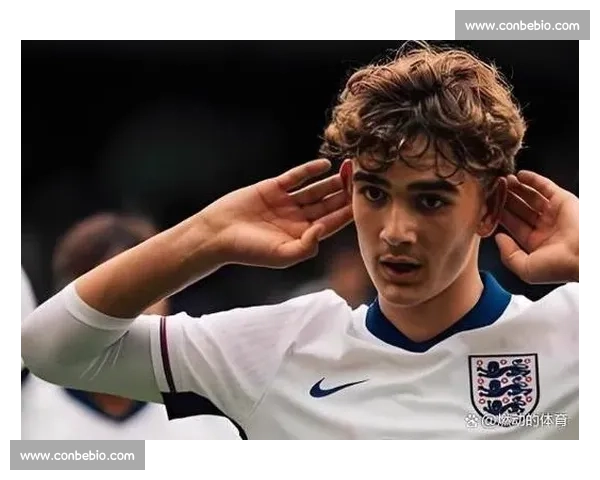 15 岁道曼首发破纪录 英格兰 U19 惊现 造点神童